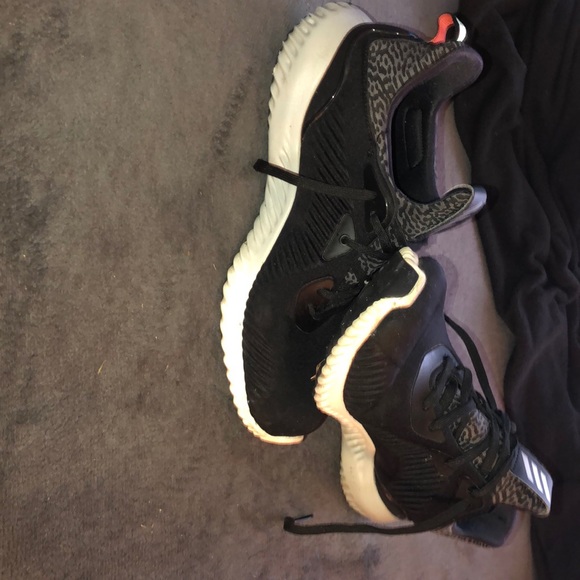 Black Adidas Shoe Man - Picture 2 of 2